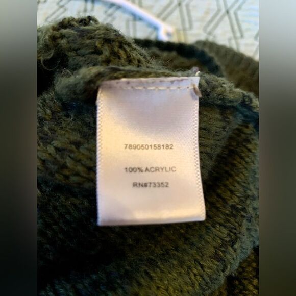 It’s Our Time Green and Black Marled Crewneck Sweater Size Medium - Picture 9 of 10